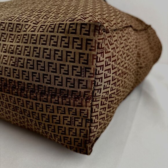 Authentic Fendi Zucca monogram tote bag nylon/leather - Picture 8 of 15